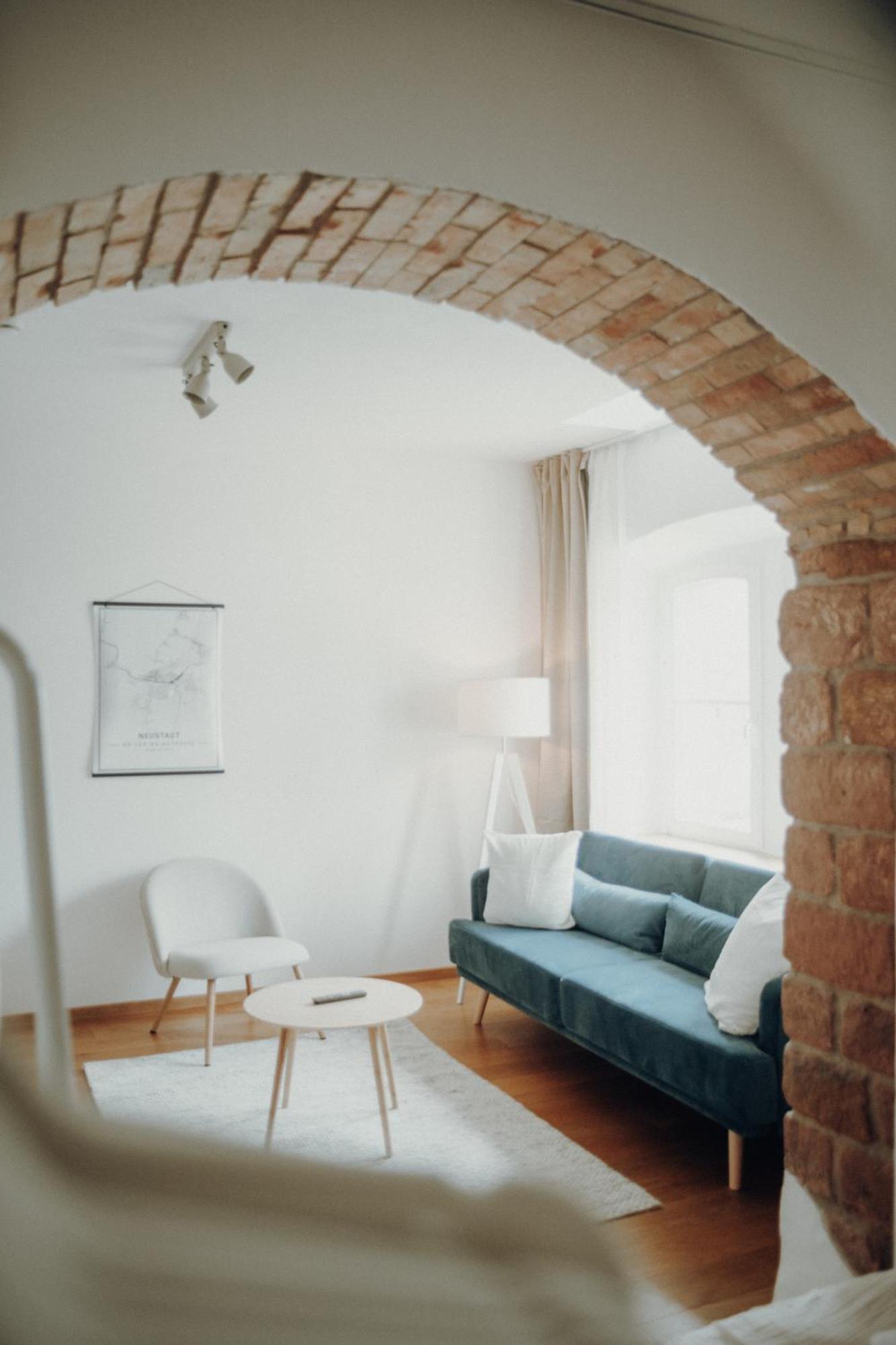 Weinstrassen Apartment Mit Zentrumsanbindung Neustadt an der Weinstraße Esterno foto